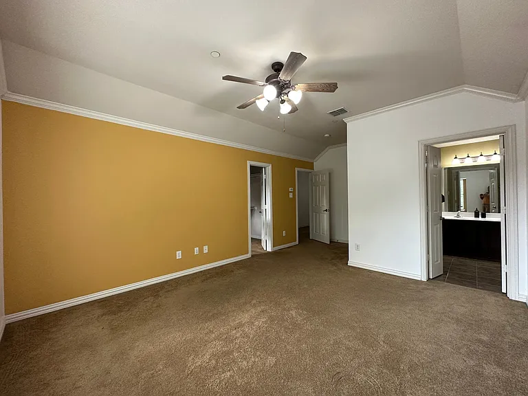 8730 Manhattan Ave #8730 — Photo 55