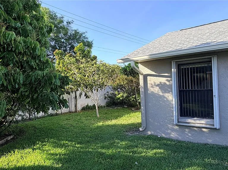 11803 Classic Lake Way — Photo 18