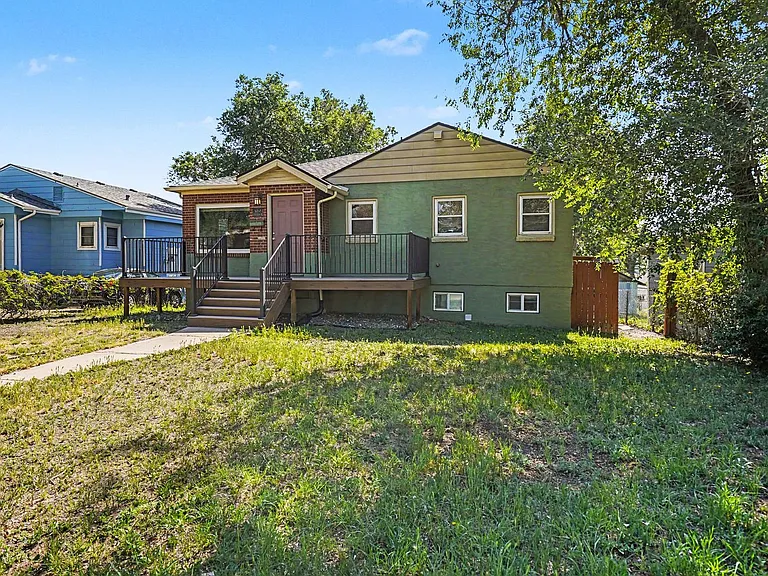 5050 Lincoln St — Photo 24