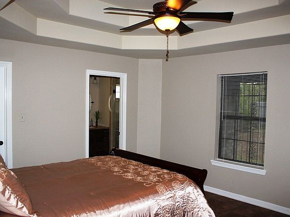 5th image of 1829 Swan Ln