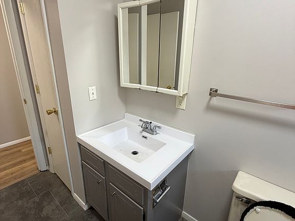5th image of 1207 Orchard Rd #3