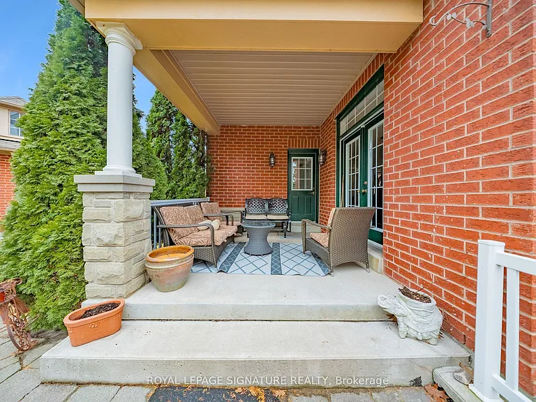 1590 Hallstone Rd — Photo 41