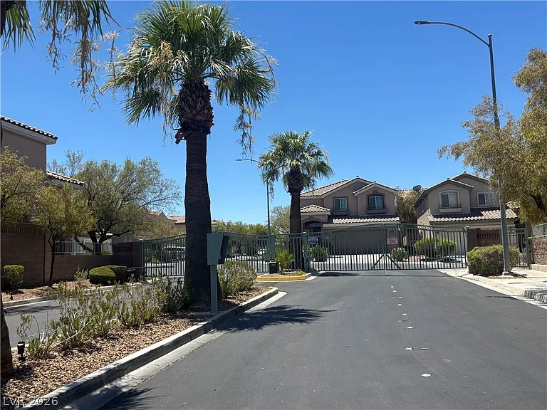 9122 Mountain Maple Ct — Photo 32