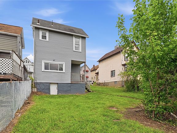 4th image of 2419 Banker St