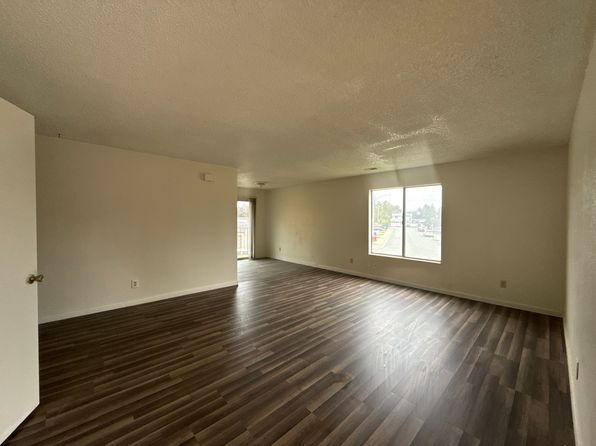 9005 Stacey Ct