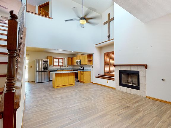 4th image of 7025 Canyon Run Dr