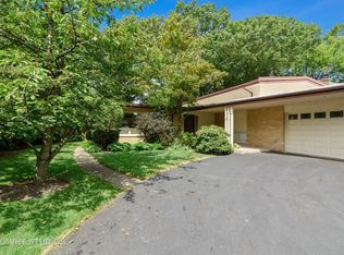 519 Koerper Ct, Wilmette, IL 60091
