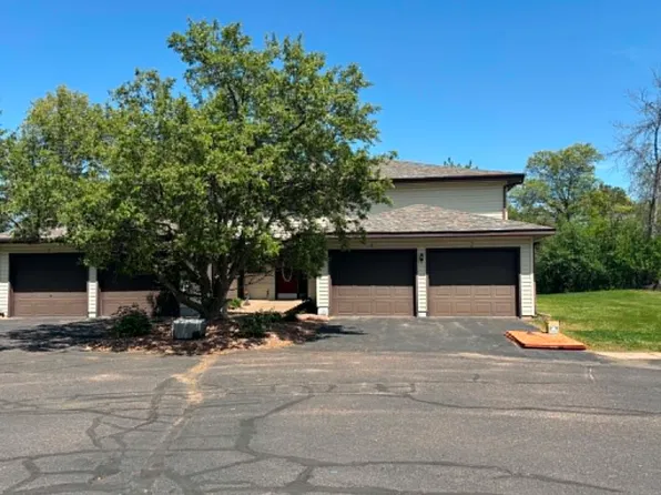 227 Parkview Court #2, Altoona, WI 54720