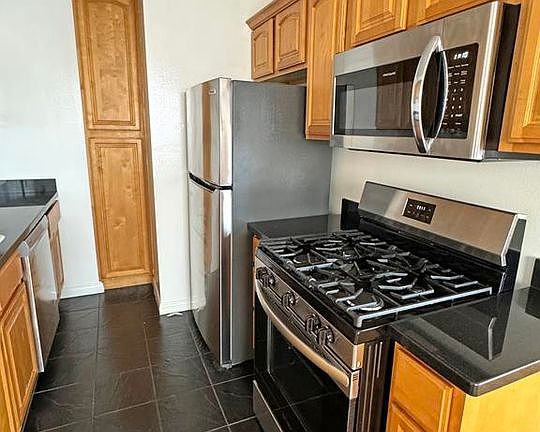 4th image of 1331 N Poinsettia Pl APT 5