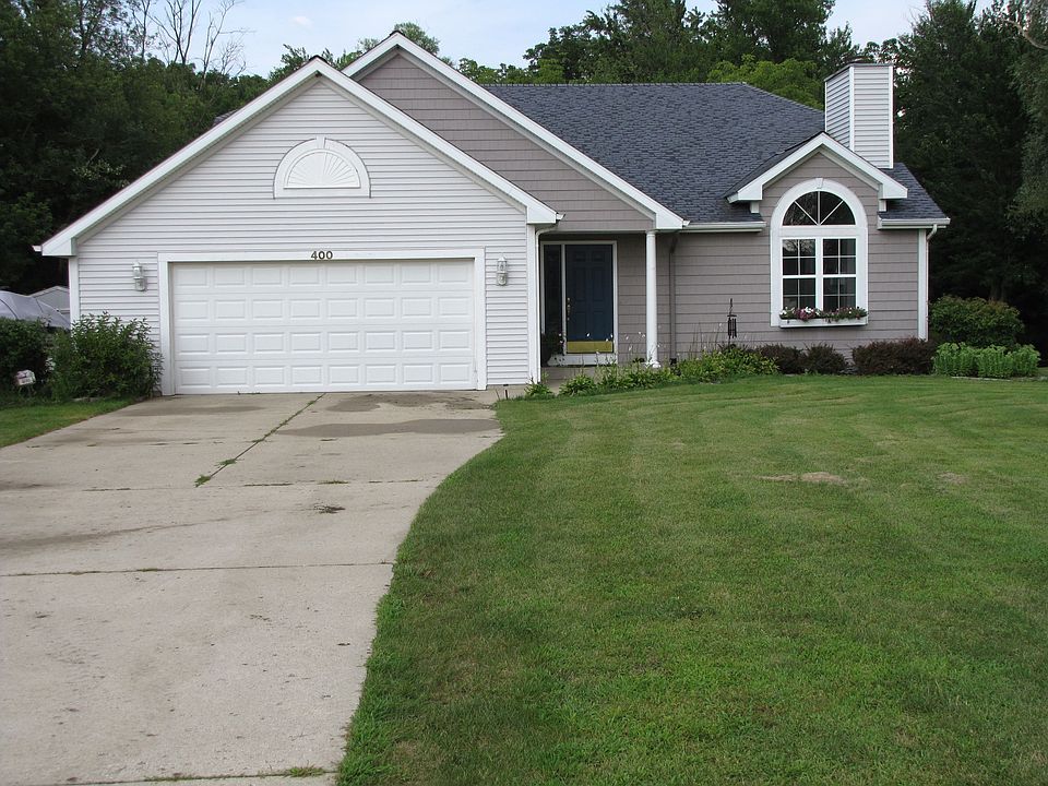 1st image of 400 96th Ave