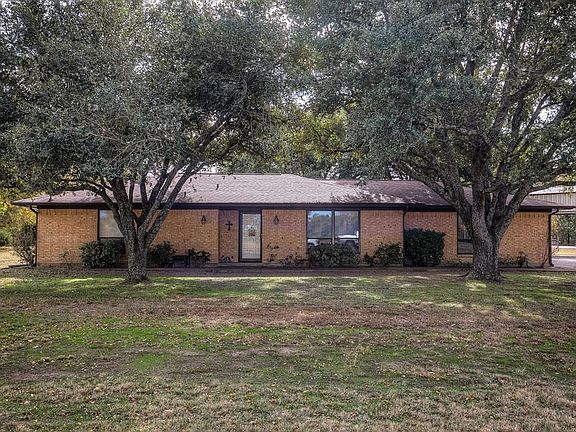 2nd image of 575 County Road 3103