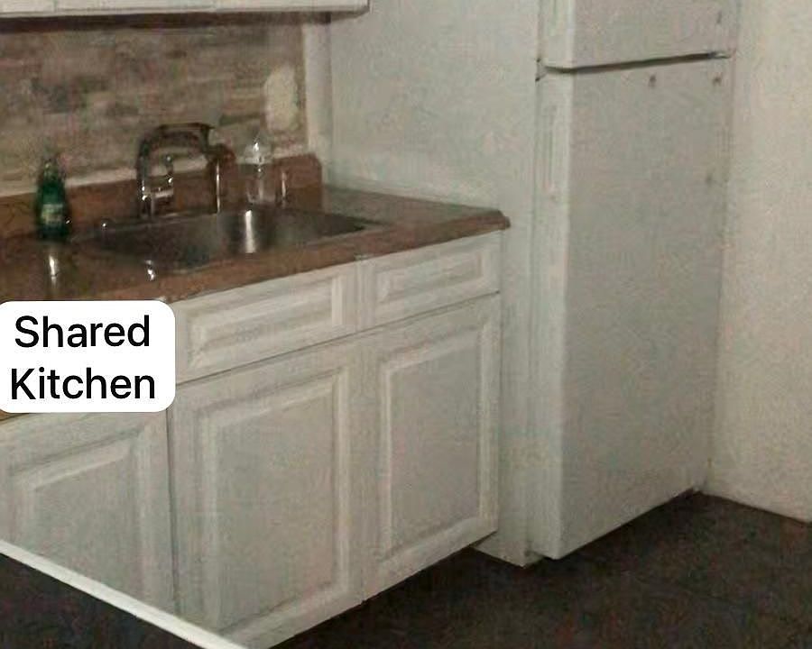 1st image of 2232 Collier Ave
