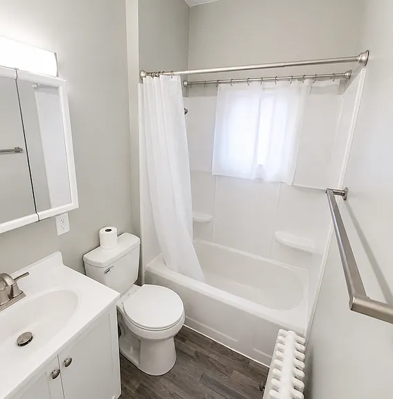 1330 Locust St #4 — Photo 4