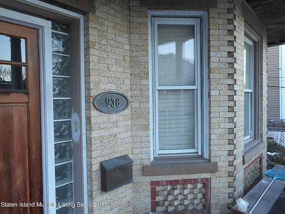 5th image of 936 Van Duzer St