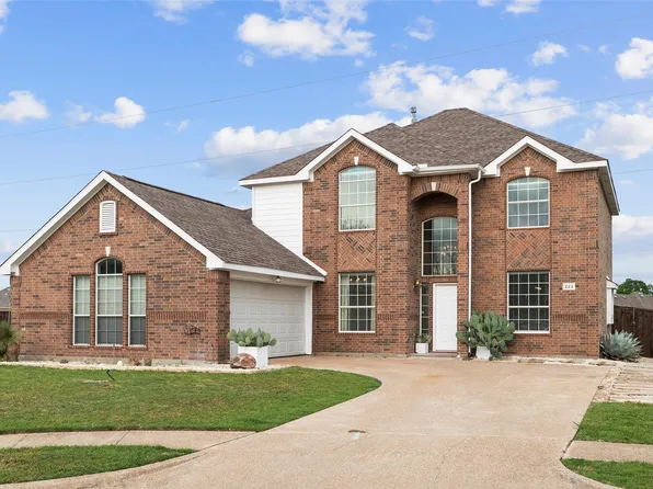 223 Ephraim Ct, Glenn Heights, TX 75154