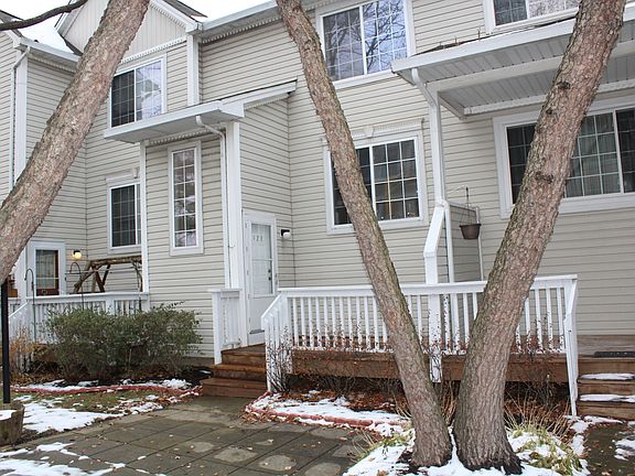 3rd image of 6428 Fremont Dr #6428