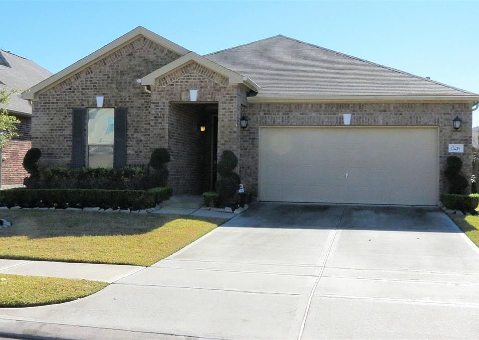 1st image of 15219 Sunlight Bay Ct