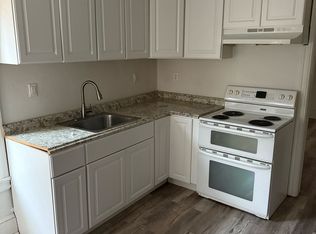 584 Elm St #1, Coatesville, PA 19320