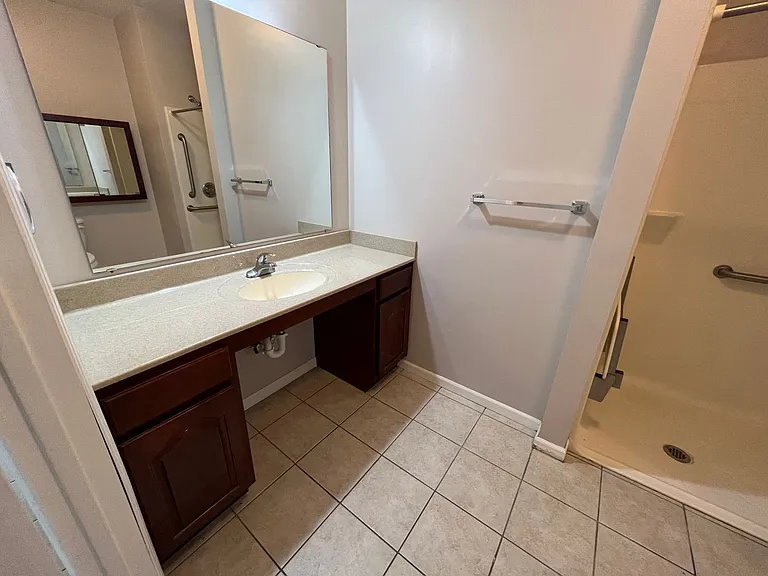 1126 Bertrand St #8 — Photo 6