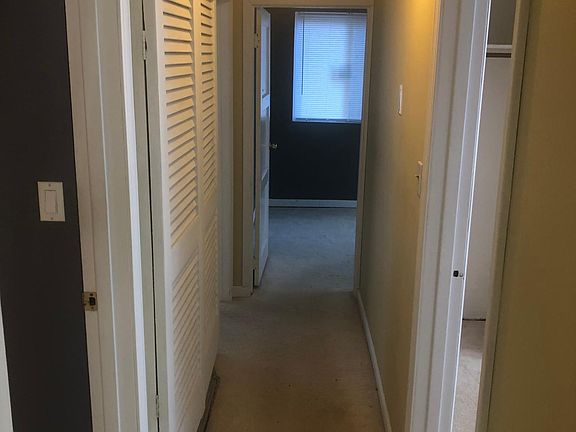 4th image of 1555 Seminola Ave