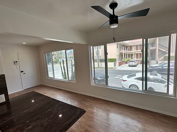 5th image of 8601-8609 Saran Dr #8603