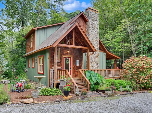 15 Noblet Dr, Hiawassee, GA 30546