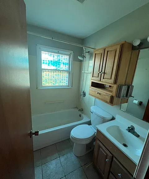 252 Losey St — Photo 5