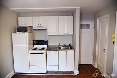 Rented by City Connections Realty