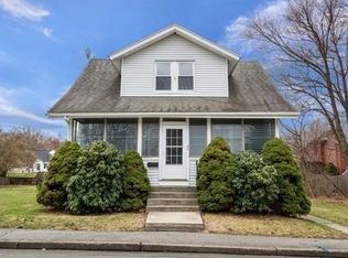 36 Upland Ave, Webster, MA 01570