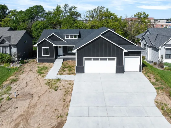 1157 S Crabtree Ln, Goddard, KS 67052