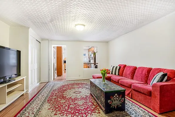 Rented by Compass | media 11