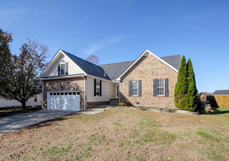 1st image of 275 Shadyside Ln