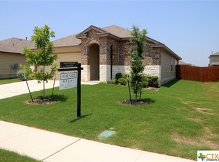 384 Walnut Crk, New Braunfels, TX 78130