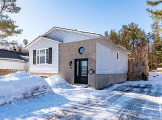 45 Brumm Rd, Petawawa, ON K8A7G6