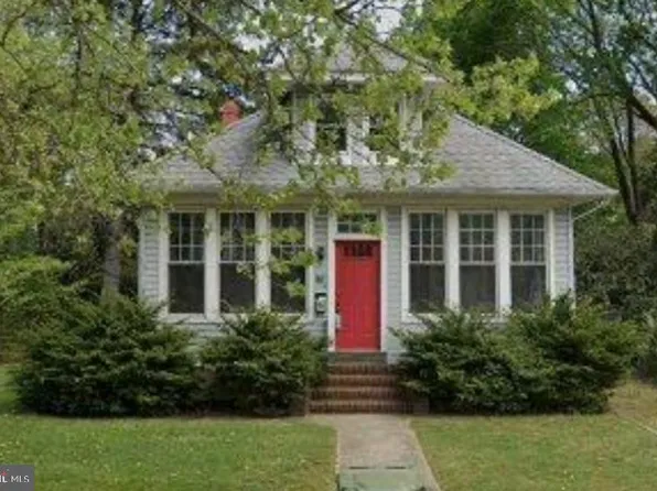 606 Highland Ave, Palmyra, NJ 08065