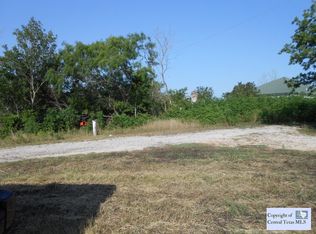 3807 S Jakes Colony Rd, Seguin, TX 78155