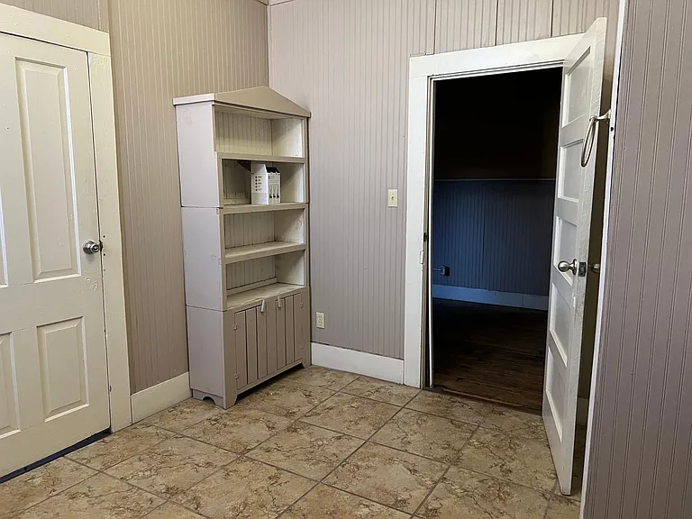 116B N Market St #B — Photo 9