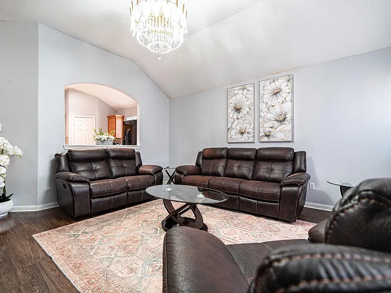 10306 Gerlach St — Photo 6