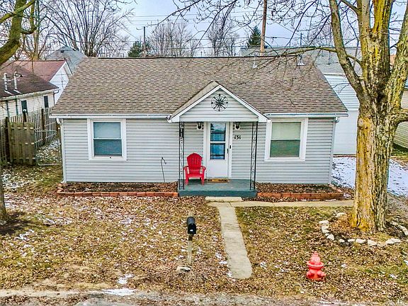 5th image of 131 Burkhart Ave