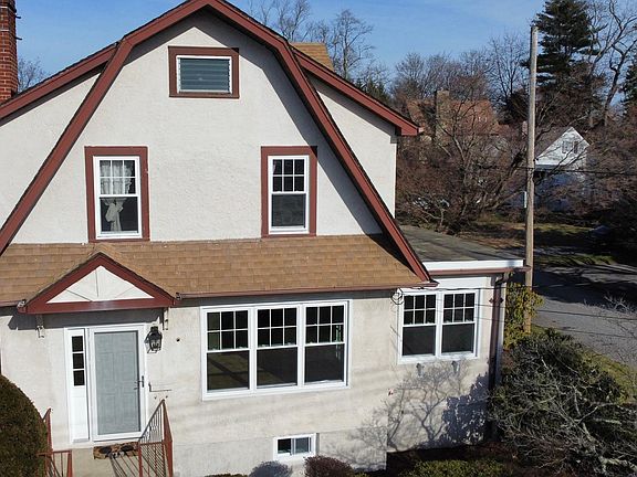 4th image of 69 Homestead Ave