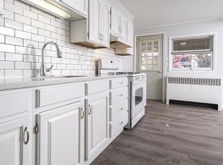 427 8th Ave, Troy, NY 12182