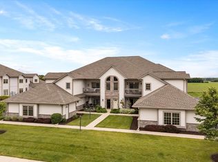 N161W19112 Oakland Dr, Jackson, WI 53037