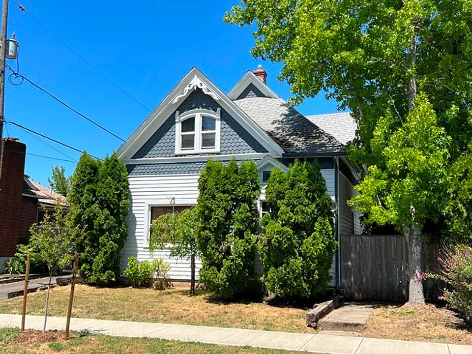1955 Chemeketa St NE
