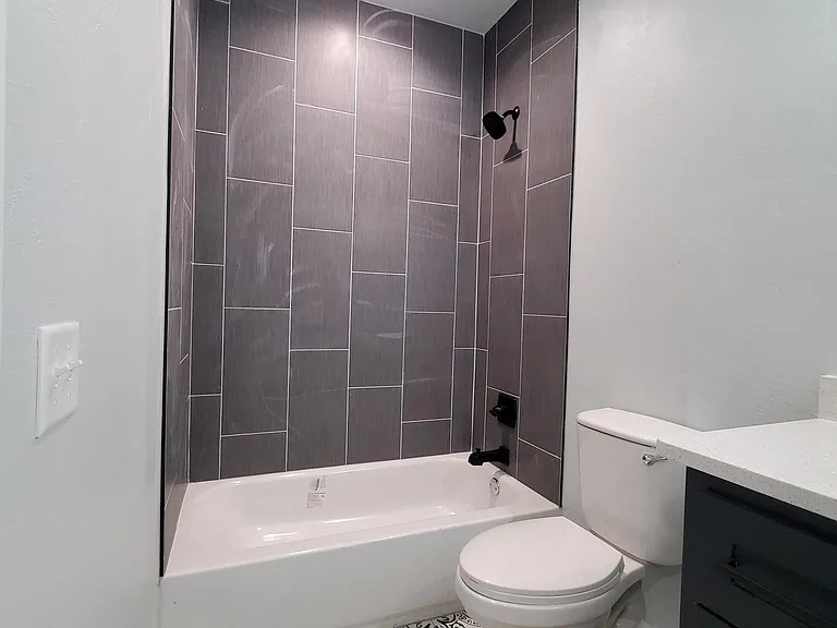 1826 NW 29th St #2 — Photo 3