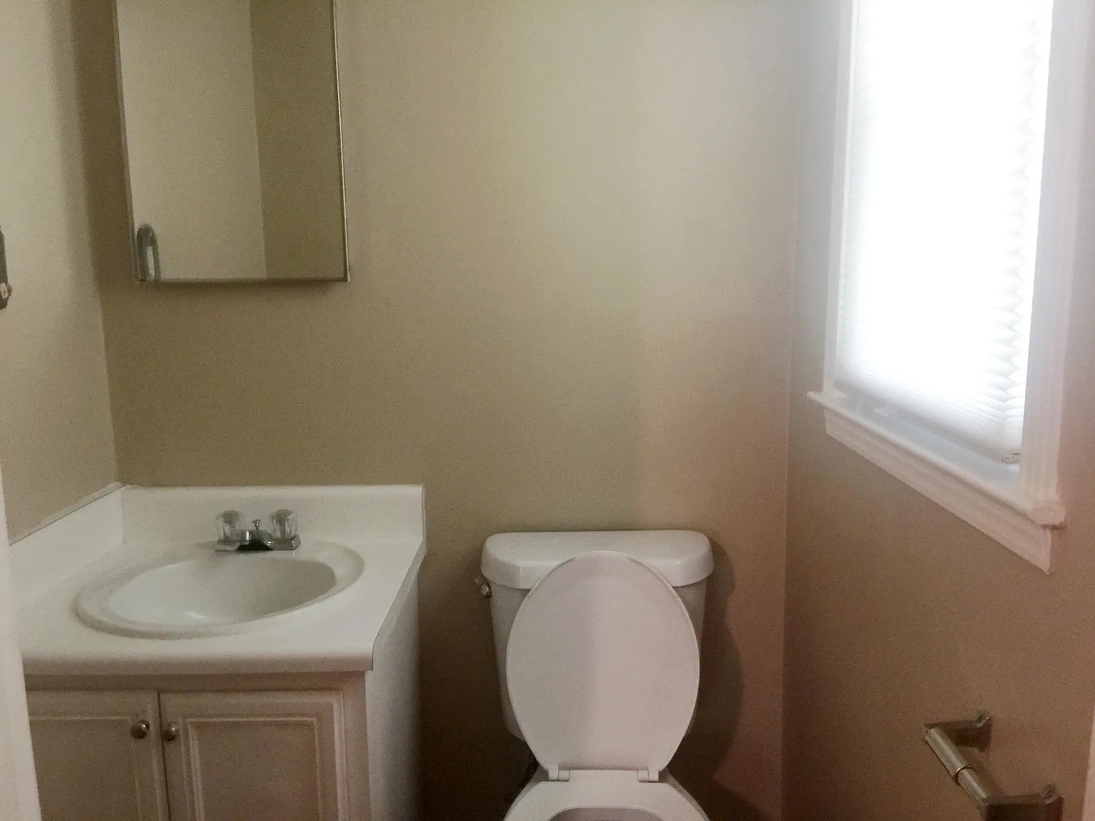 4 bed, 2.5 bath, 1524 sqft, $1,695 — Photo 3