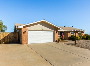 400 Robert Ct NE, Rio Rancho, NM 87124