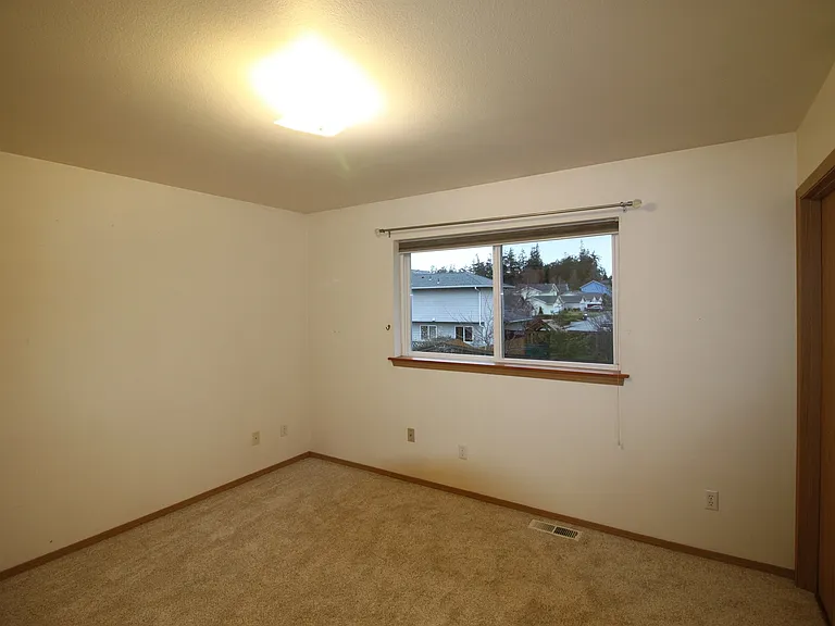 1520 SW 9th Ave — Photo 7