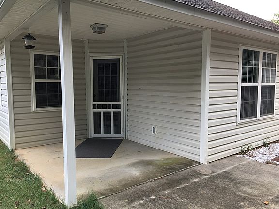 3rd image of 529 Palm Dr S