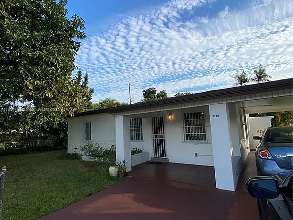 2nd image of 2100 NE Miami Gardens Dr