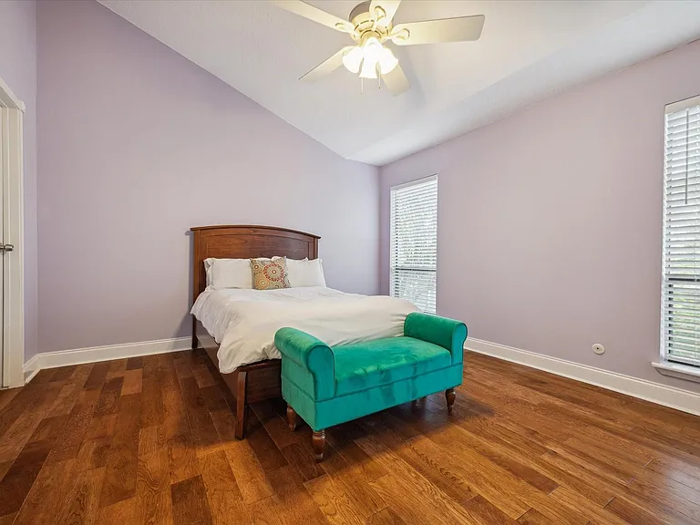 2107 Morgan St — Photo 11